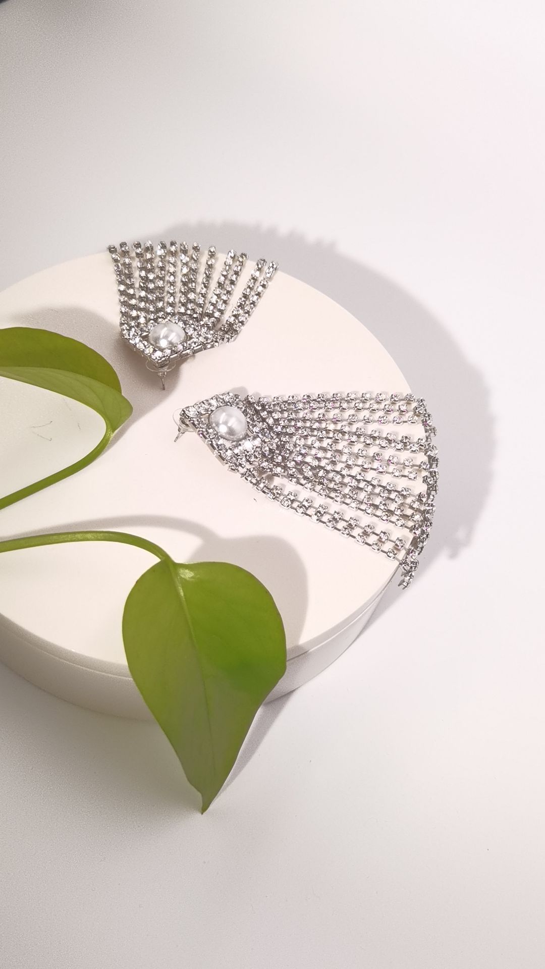 Silver Sparkling Fringe Earrings With Pearl Accent